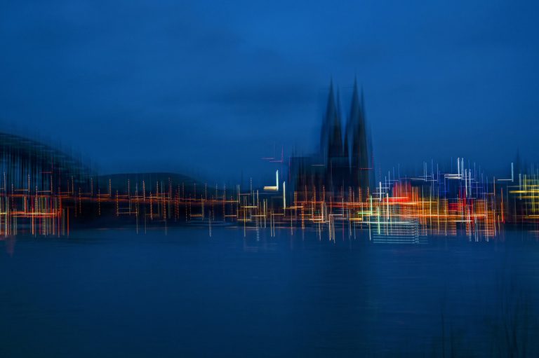 Dom bei Nacht